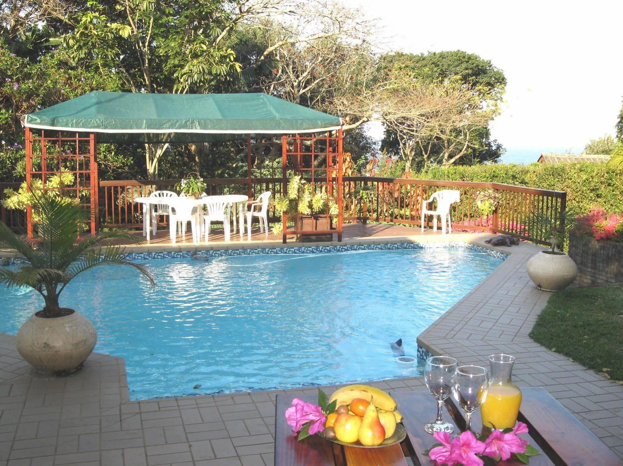 Mdoni House Guest Lodge Port Shepstone Exteriör bild